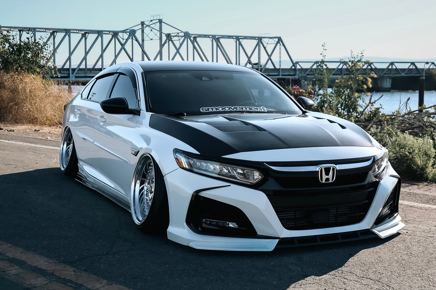 Smoovement EXCLUSIVE Chrome Banner